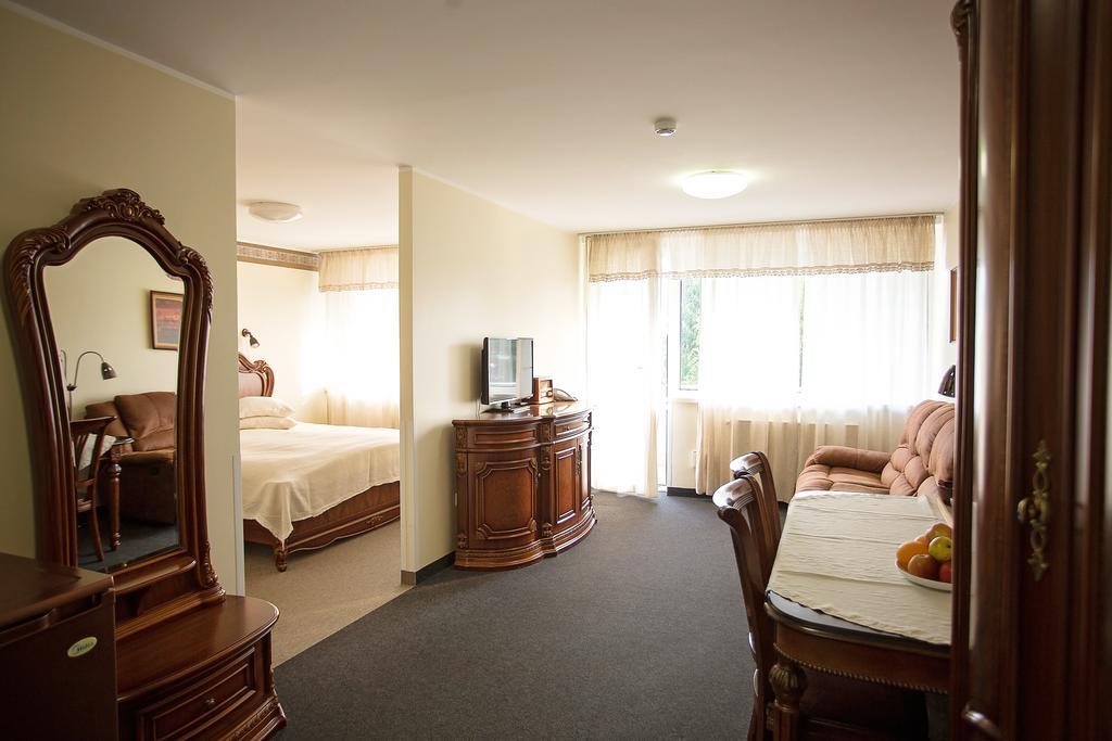 Varska Sanatorium Hotel Luaran gambar
